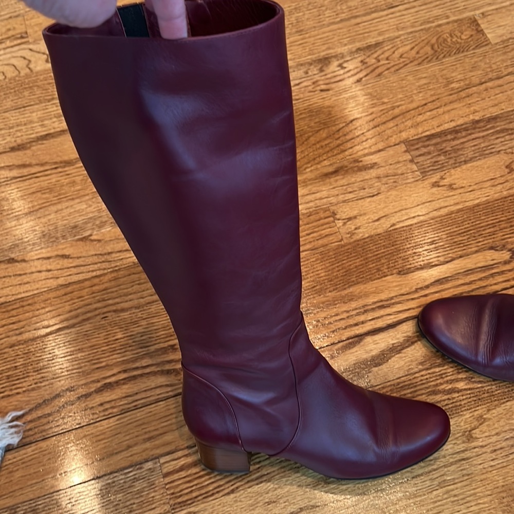 Burgundy Ted & Muffy leather boots. Leather lining, soft and buttery. - Picture 4 of 6
